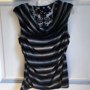 Dressy casual women’s scoop neck blouse size L